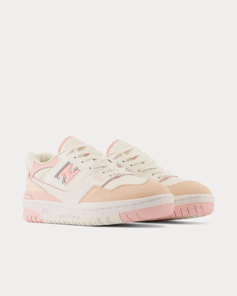 550 White / Pink Low Top Sneakers