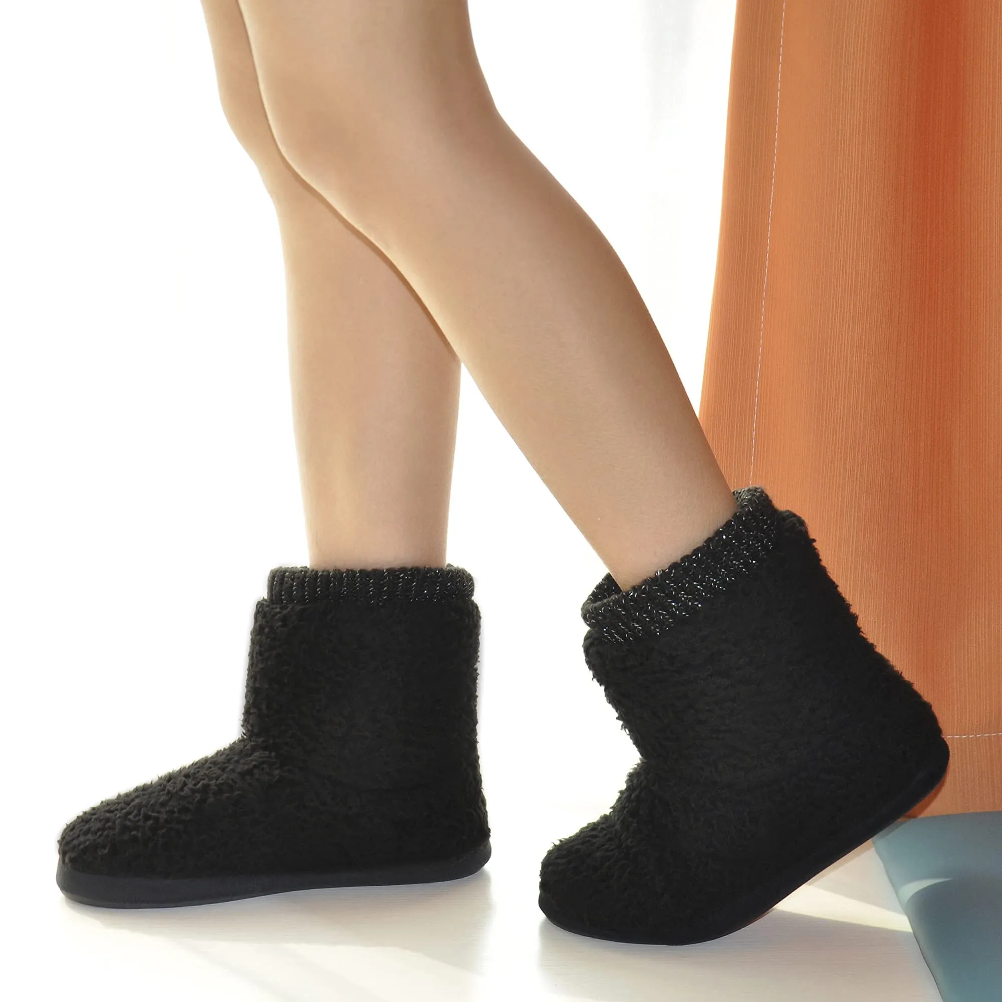 Cozy Faux Fleece Fuzzy Ankle Bootie Slippers Soft Plush Lining, Anti-Slip Sole, Comfortable Slip-on Design, Warm and Fuzzy, Indoor/Outdoor, Perfect for Cold Winter Days