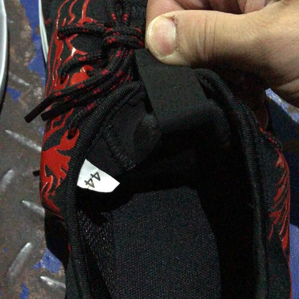FOAM Sport Shoes