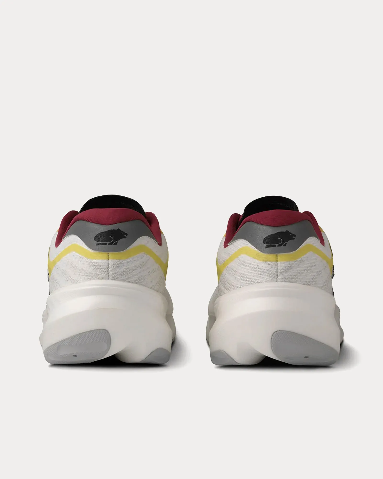 Fusion 4.0 Brilliant White / Anemone Running Shoes