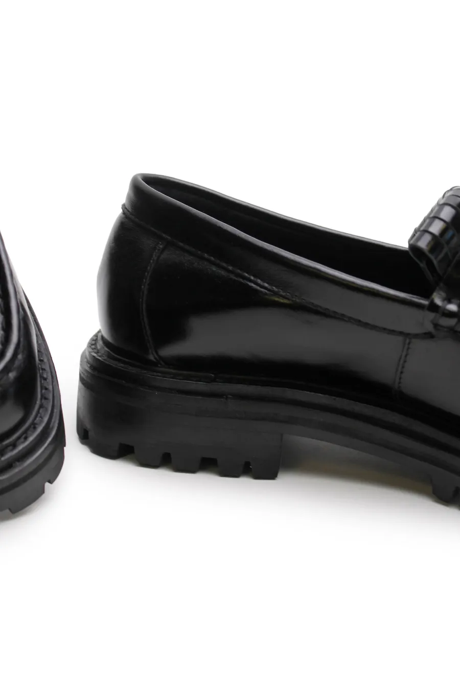 Isla Tassle Loafer Black
